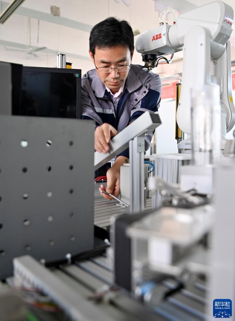 bg游戏下载